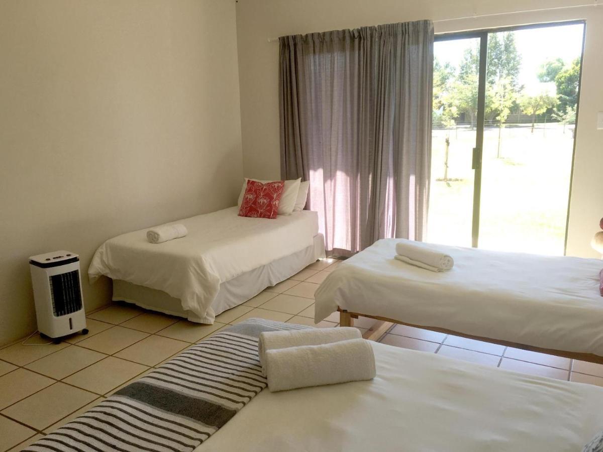 Little Farms Hotel Colesberg Exterior photo