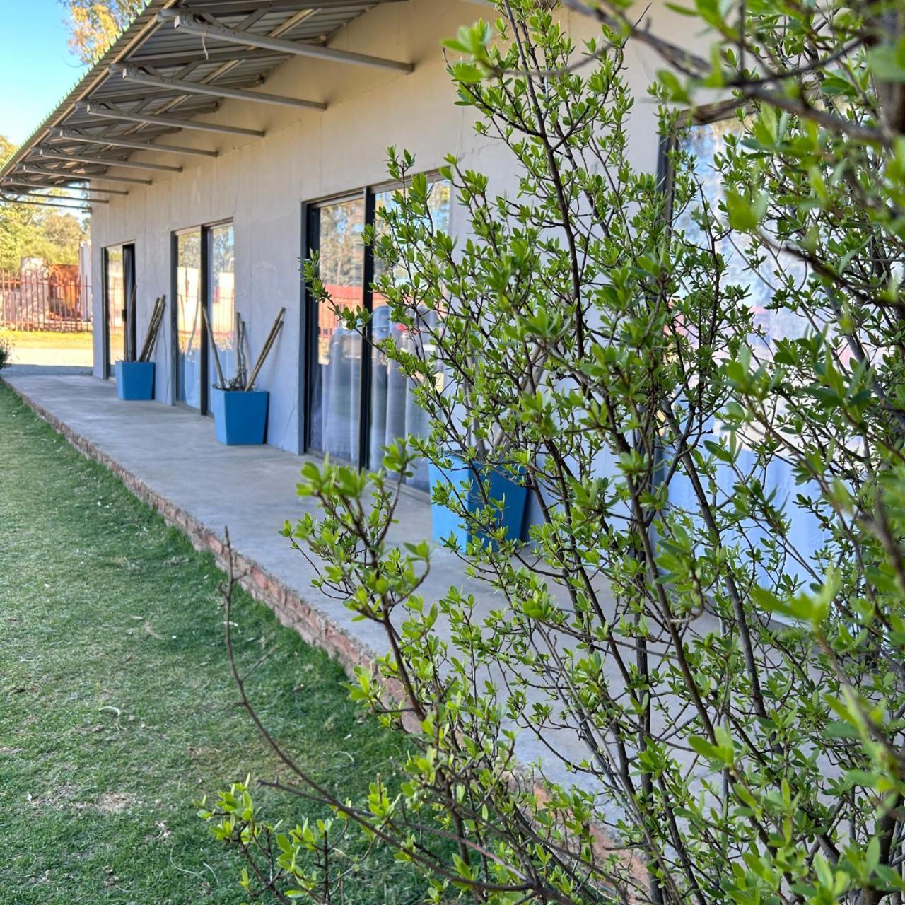 Little Farms Hotel Colesberg Exterior photo